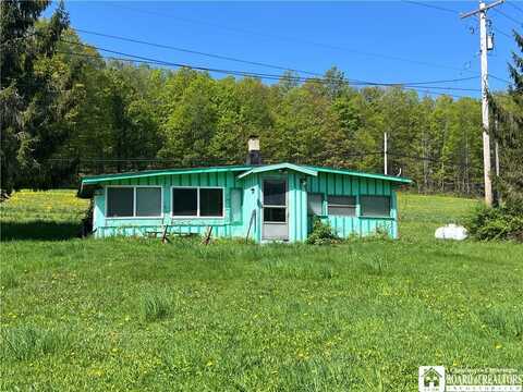 8129 Route 353, Parish, NY 14719
