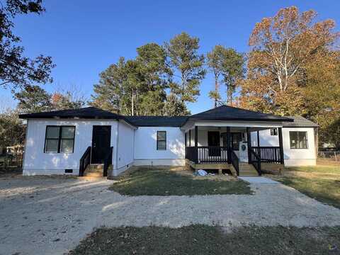 104 Plum Street, Kathleen, GA 31047