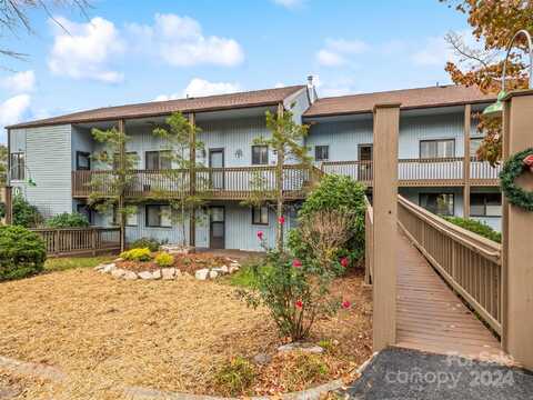 87 Willow Road, Waynesville, NC 28786