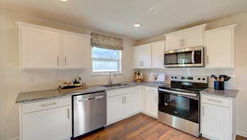 50 Clear Creek Lane, Waynesville, NC 28785