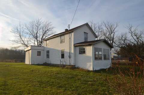 2564 S Lima Road, Kendallville, IN 46755