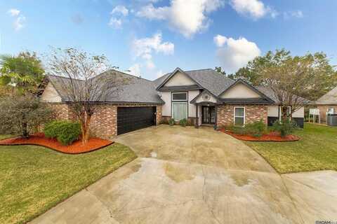 12630 Lakeland Dr, Walker, LA 70785