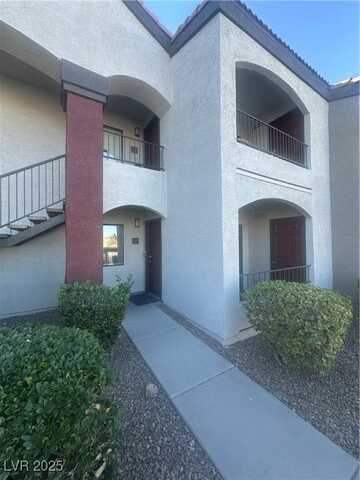 950 Seven Hills Drive, Henderson, NV 89052