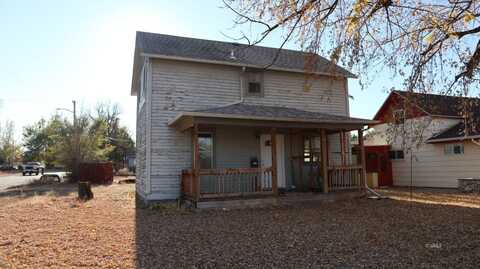 622 E Towne St, Glendive, MT 59330