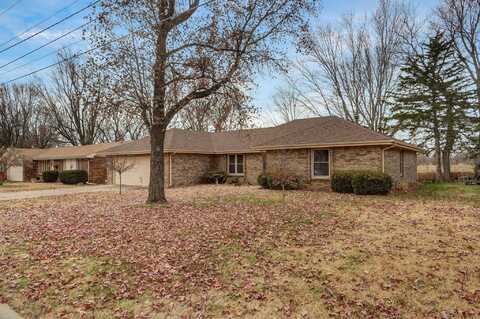 3737 N Stewart Avenue, Springfield, MO 65803