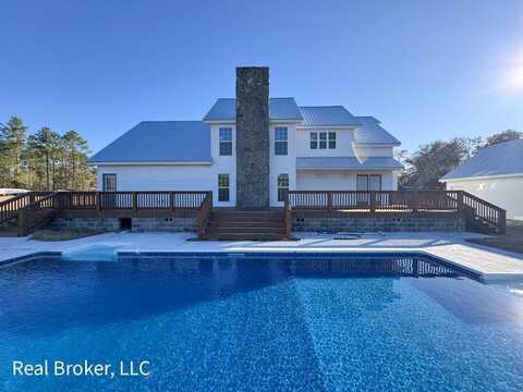 429 Deens Landing Rd, Baxley, GA 31513