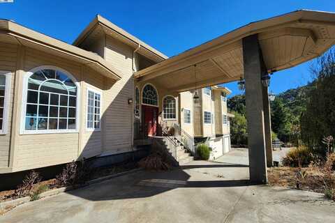 245 Heacox Rd, Woodside, CA 94062