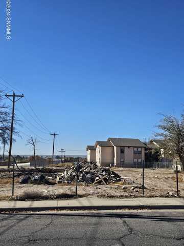 1733 N Mesquite Street, Las Cruces, NM 88001