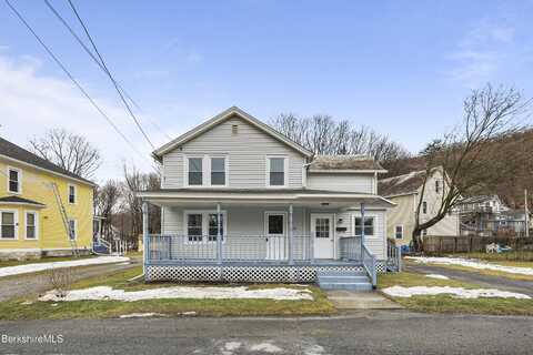 28 Goodrich St, North Adams, MA 01247