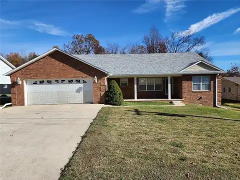 2846 Vaughn Ave, Poplar Bluff, MO 63901