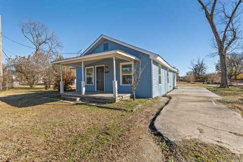 620 Poe St, North Little Rock, AR 72117