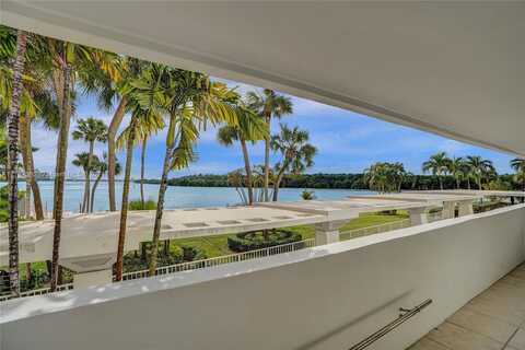 500 Bayview Dr, Sunny Isles Beach, FL 33160