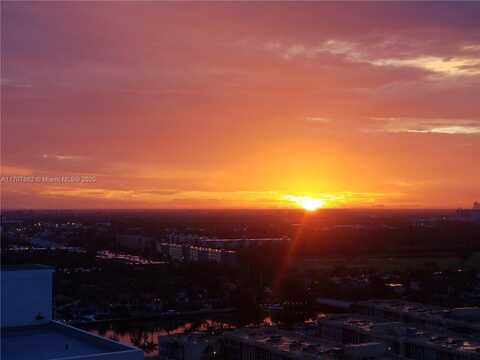 2500 Parkview Dr, Hallandale Beach, FL 33009