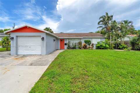 1320 W 26th Ct, Riviera Beach, FL 33404