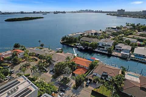 1960 NE 118th Rd, North Miami, FL 33181