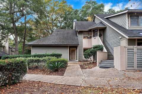 305 Myrtlewood Ct., Myrtle Beach, SC 29572