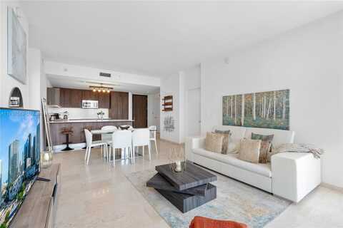 88 SW 7 Street, Miami, FL 33130