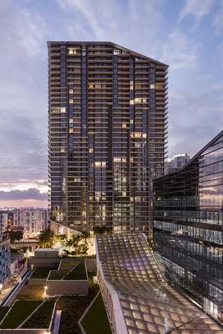 88 SW 7 Street, Miami, FL 33130