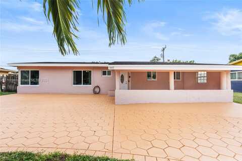 1440 NW 179th Ter, Miami Gardens, FL 33169