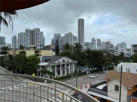 501 SW 1st St, Miami, FL 33130