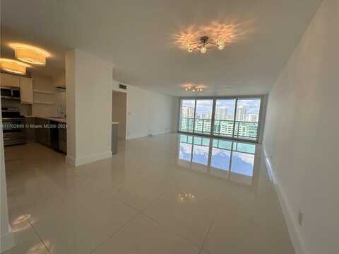 100 Bayview Dr, Sunny Isles Beach, FL 33160