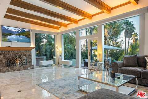 2357 Knob Hill Dr, Riverside, CA 92506