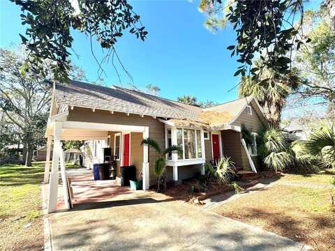 216 BANANA ST STREET, TARPON SPRINGS, FL 34689