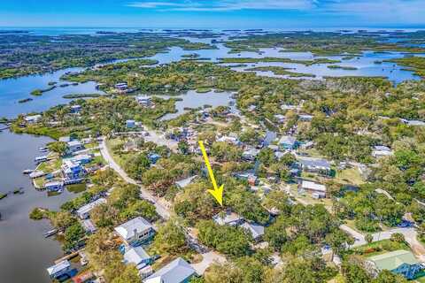 2296 S WATERMAN DRIVE, CRYSTAL RIVER, FL 34429