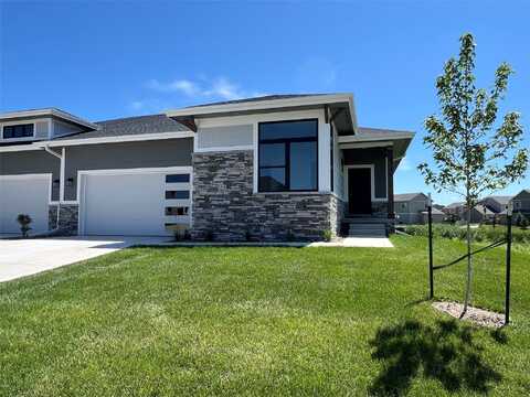 156 NW Sunrise Drive, Waukee, IA 50263