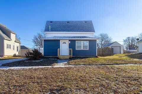 332 N Crawford Street, Carroll, IA 51401