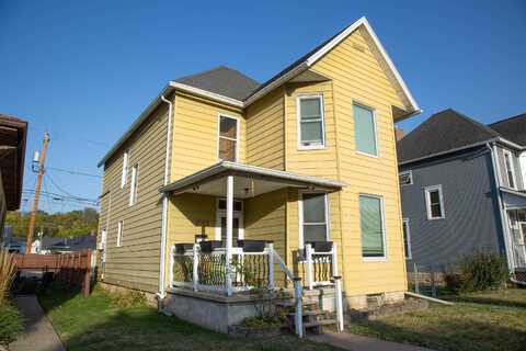 2812 Jackson, Dubuque, IA 52001