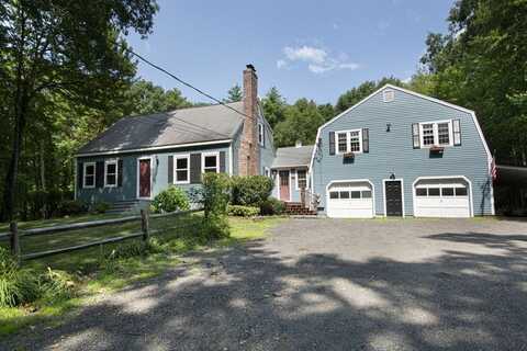 14 New Templeton Rd, Hubbardston, MA 01452