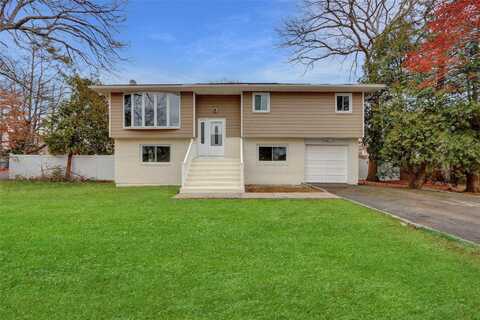 275 Westchester Ave, West Babylon, NY 11704