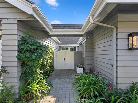7 Northampton Court, Newport Beach, CA 92660