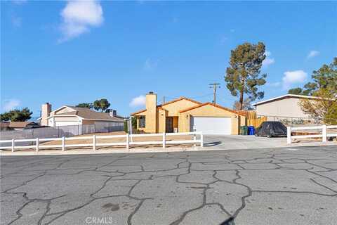 16428 Tolowa Road, Apple Valley, CA 92307