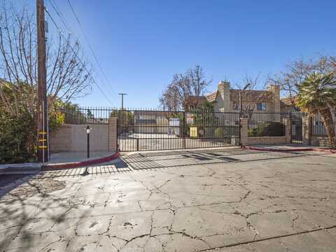 425 W Avenue J5, Lancaster, CA 93534