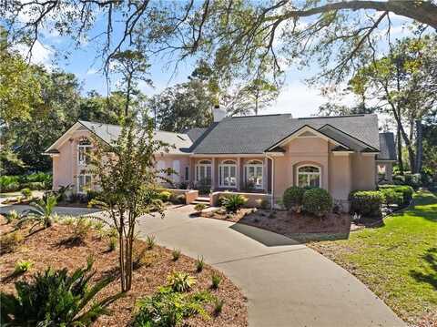 223 Medinah Ave, Saint Simons Island, GA 31522