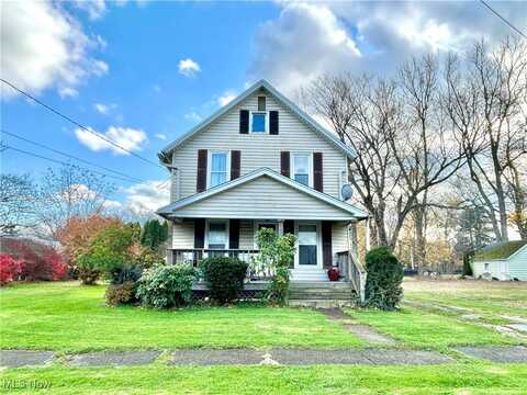 169 Dean Avenue, Conneaut, OH 44030