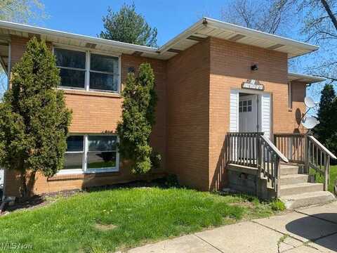 141 Pikeview Road, Weirton, WV 26062