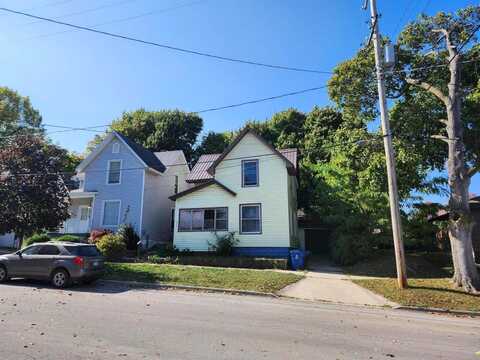 310 Sycamore Street, Manistee, MI 49660