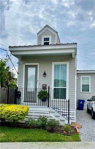 2014 GOVERNOR NICHOLLS Street, New Orleans, LA 70116