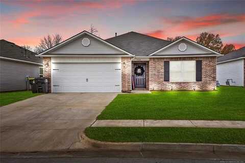 15048 S 284th East Avenue, Coweta, OK 74429