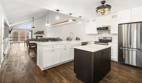 133 Point Seven Road, Kimberling City, MO 65686
