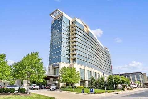 200 S Sycamore Street, Branson, MO 65616