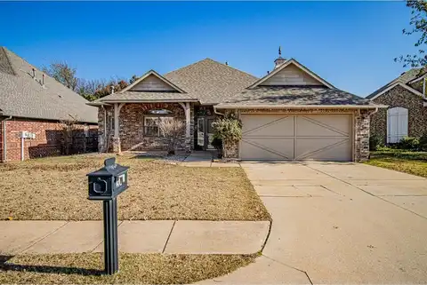 2920 Longmeadow Lane, Edmond, OK 73003