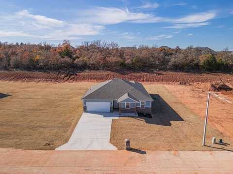 741 Stella Trail, Guthrie, OK 73044