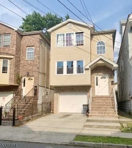 83 Peabody Pl, Newark, NJ 07104