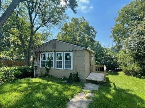 817 W White Oak Street, Independence, MO 64050