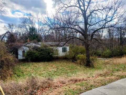 2701 NW 68th Street, Kansas City, MO 64151