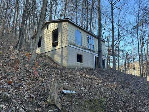 188 White Oak Lane, Caryville, TN 37714